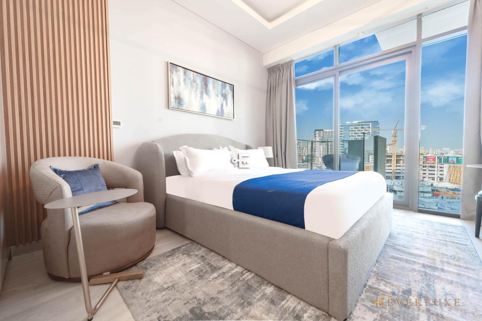 Everluxe Modern Pool View In Al Jaddaf Dubai